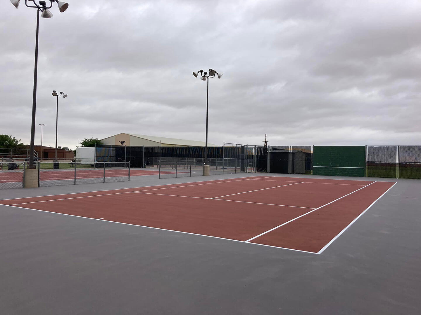Tennis, red, gray