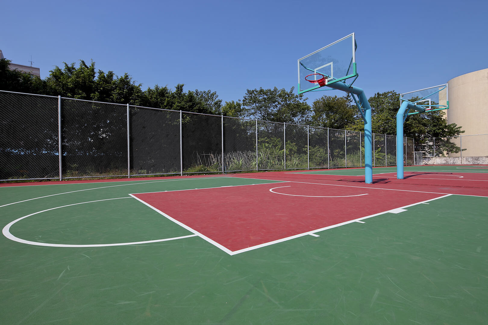 Basketball, green, red